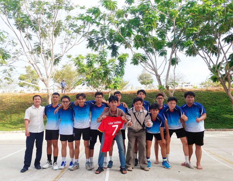 z6394896573222_7184097d76b584b4072e2ba949e14c6a