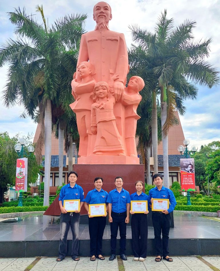 z6669750452250_ae5f9056c11a5e656a247a1d1c3aa825